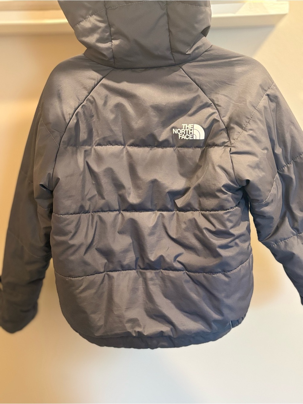 The North Face Kids Navy Blue Puffer Jacket - Picture 2 of 4